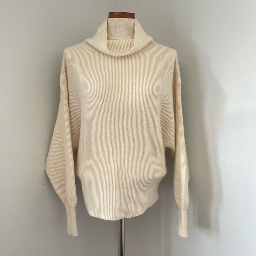 Anthropologie Pilcro Cream ribbed mock neck 100% Cashmere sweater Large